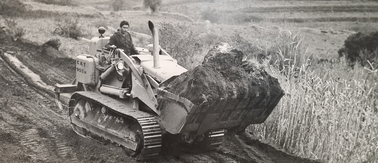 Ejecución de grandes y pequeñas obras de excavaciones de tierra, escombros, urbanizaciones y reciclaje - TRANSPORTS I EXCAVACIONS RIBERA